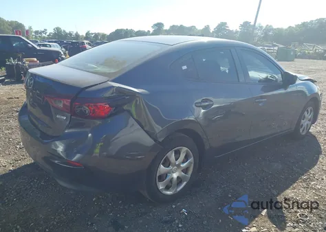 2015 Mazda Mazda3 I Sport z USA, uszkodzony, nr VIN 3MZBM1U76FM226573